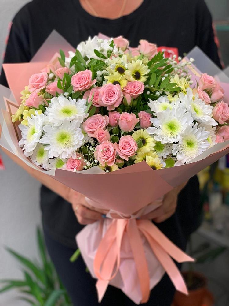 Букет цветов из: Розы и Хризантемы в Березовке Пермский край