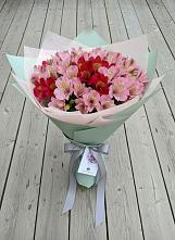 Букет цветов из:  Альстромерии в Березовке Пермский край