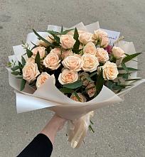 Букет Кремовые розы Латте в Березовке Пермский край