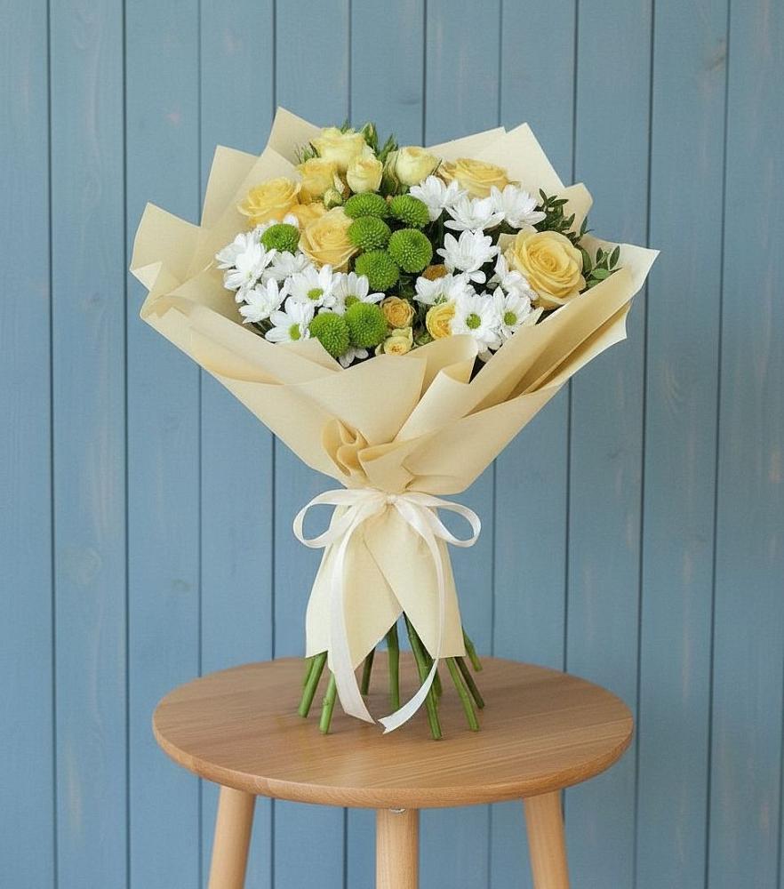 Букет цветов из: Хризантемы и Розы в Березовке Пермский край