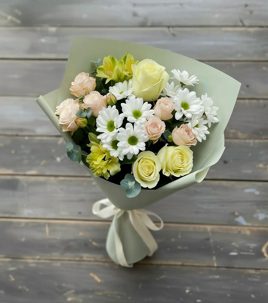 Букет цветов из: Альстромерии, Розы и Хризантемы в Березовке Пермский край