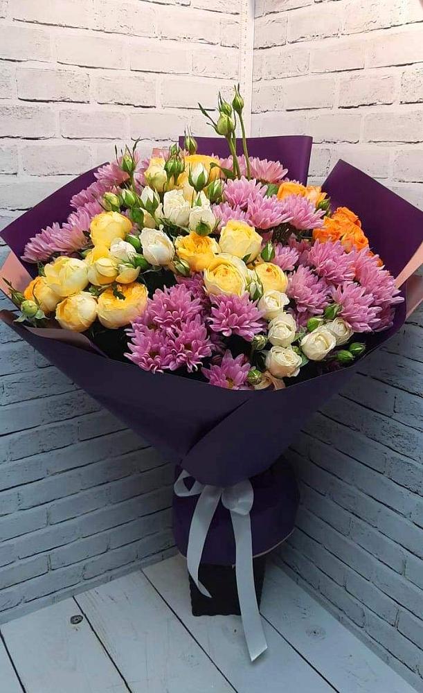 Букет цветов из: Хризантемы и Розы в Березовке Пермский край