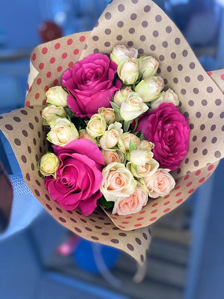 Букет цветов из: Розы в Березовке Пермский край