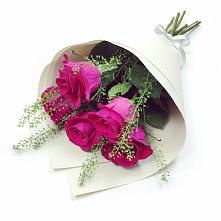 Букет цветов из:  Розы в Березовке Пермский край