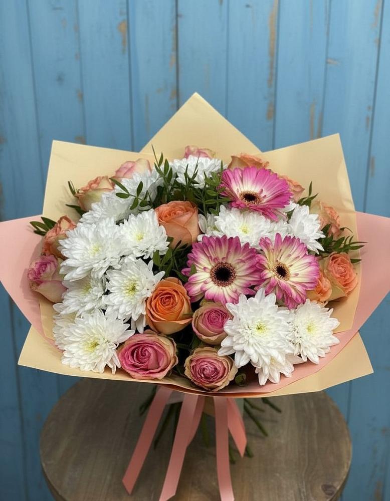 Букет цветов из: Розы, Герберы и Хризантемы в Березовке Пермский край