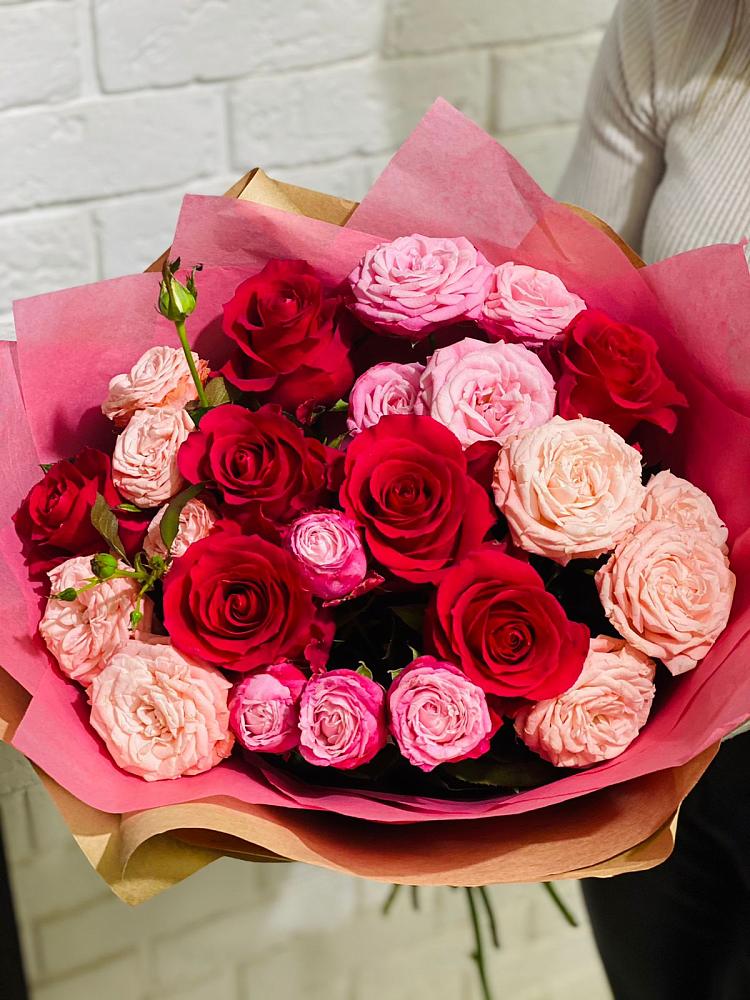 Букет цветов из: Розы в Березовке Пермский край