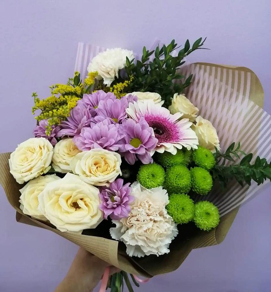 Букет цветов из: Хризантемы, Розы, Гвоздики и Герберы в Березовке Пермский край