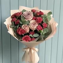 Букет цветов из:  Гвоздики и Розы в Березовке Пермский край
