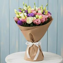Букет цветов из:  Лизиантусы в Березовке Пермский край