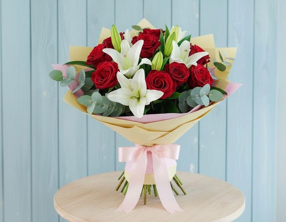 Букет цветов из: Лилии и Розы в Березовке Пермский край